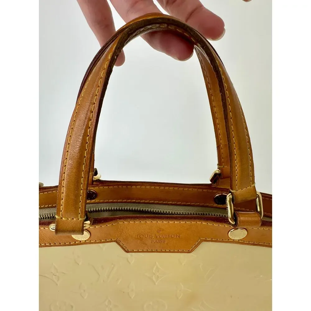 Louis Vuitton Brea MM Monogram Vernis Cream Patent Leather Bag + Entrupy Cert